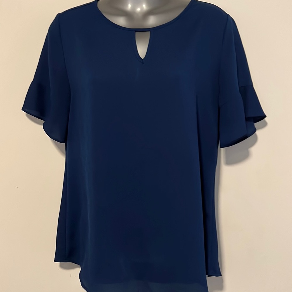 Women’s dress shirt